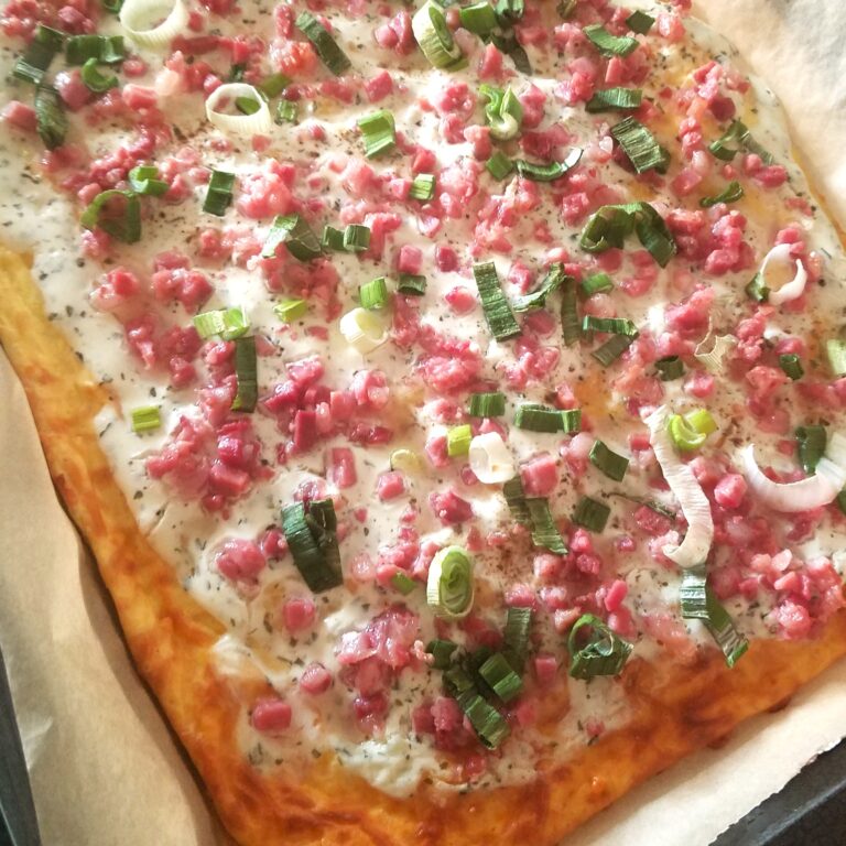 Low-Carb Flammkuchen