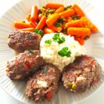 Low-Carb Köfte mit Blumenkohlreis