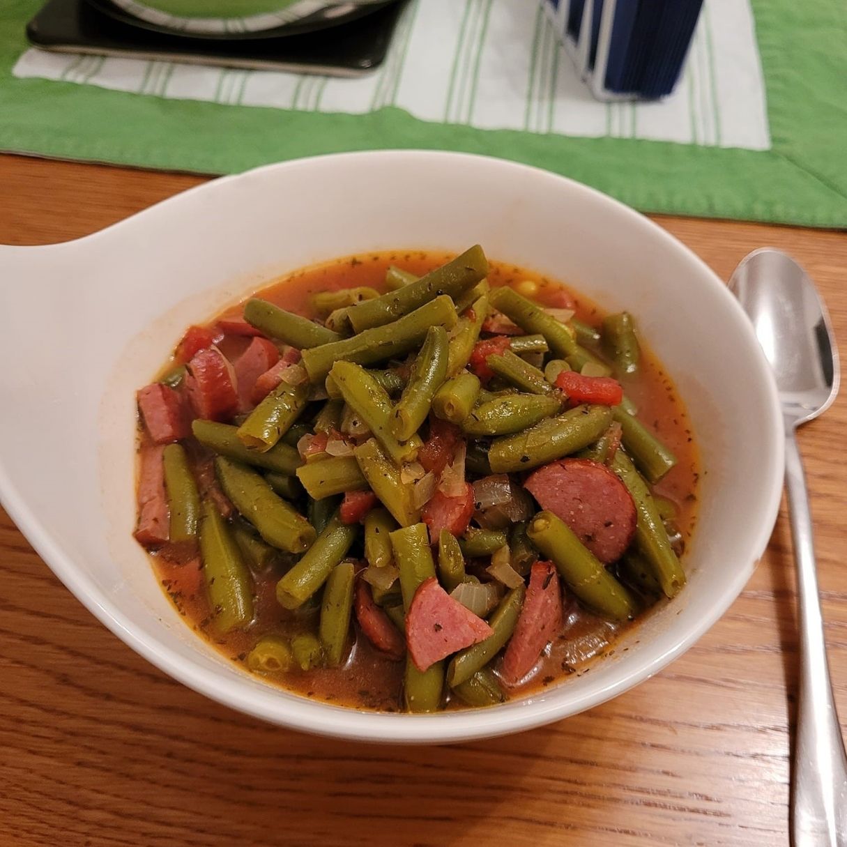 Bohneneintopf mit Kabanossi