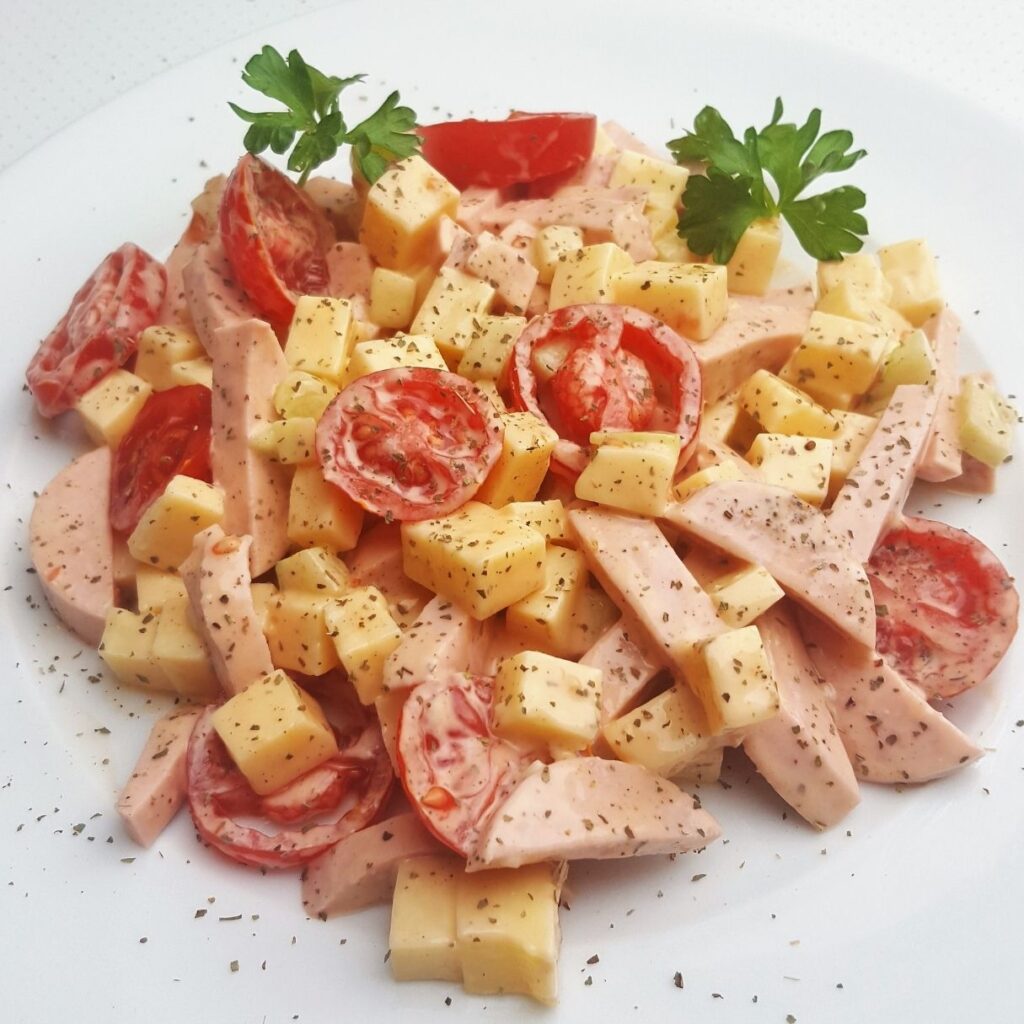 Badischer Wurstsalat mit Käse