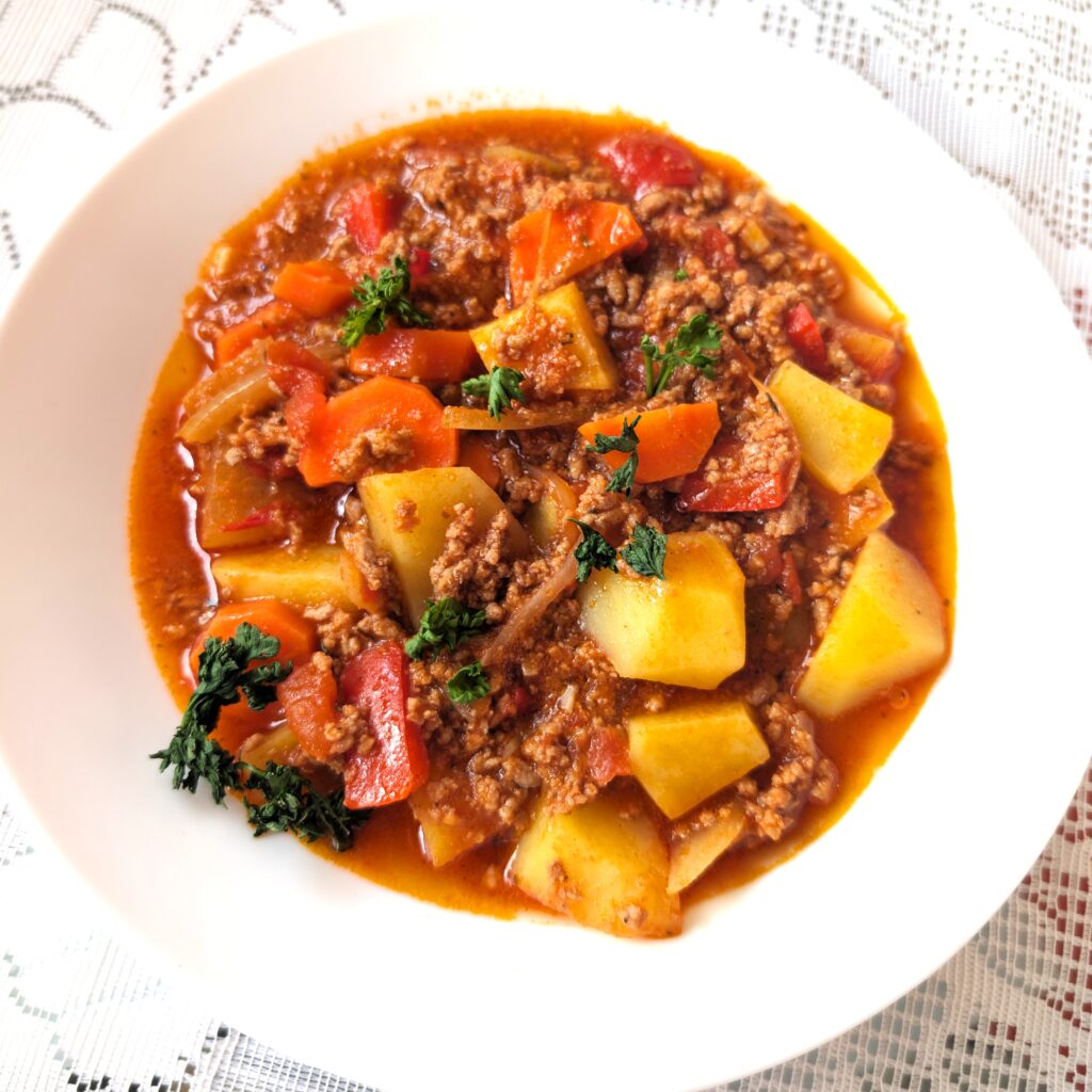Herzhafter Kartoffel Hackfleisch Eintopf
