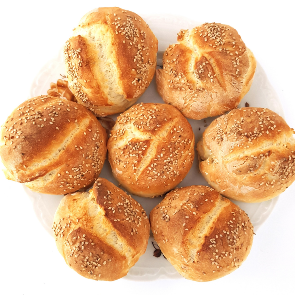 Frische Sesam Brötchen